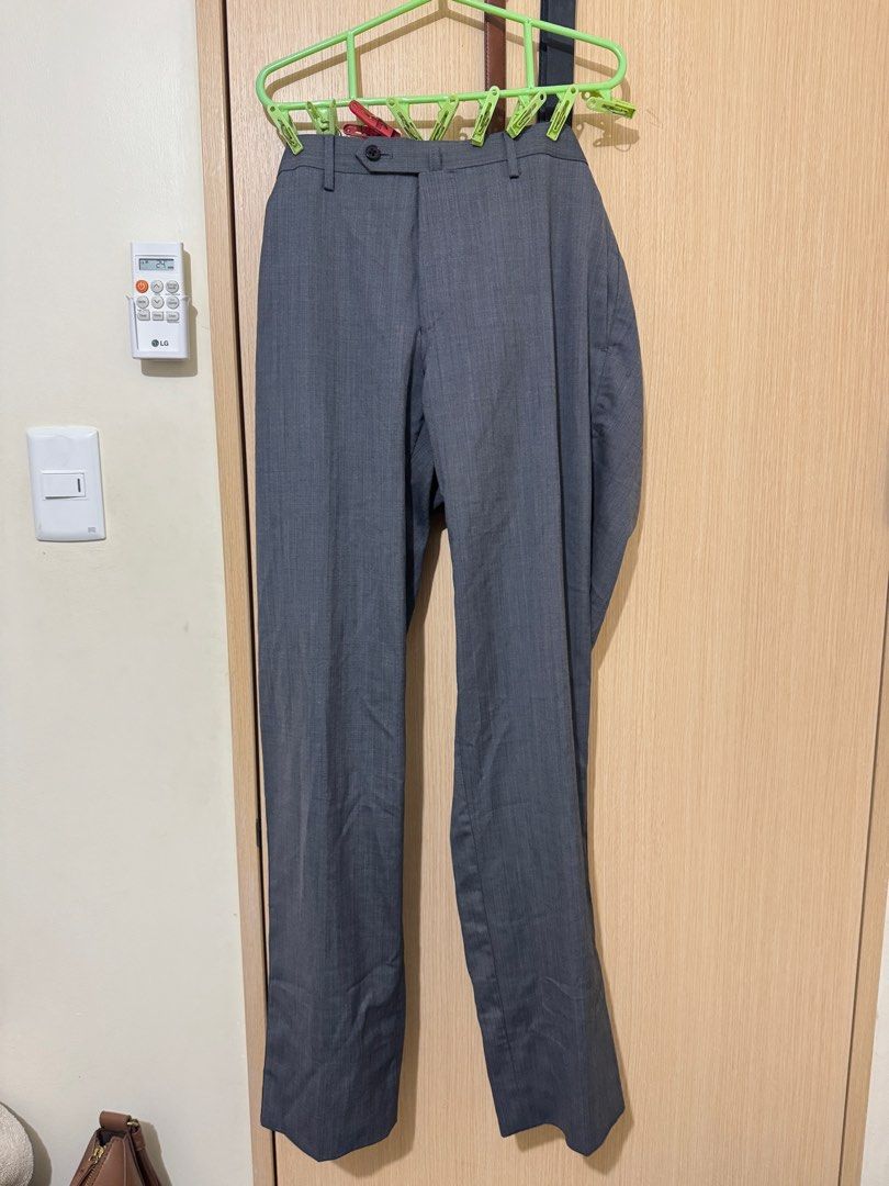 Trousers/ Slacks/ Office Pants (32) (Category: Other Bottoms) located in Manila. Submitted by tesaaa_ (Listing ID 1370944279, Image 3). Description: Different sizes per pants but most of it are size 32 and length is 38-40. Pm for more details.