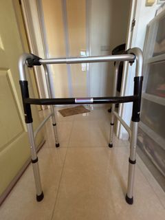 (Category: ) located in . Submitted by mpeeeeeee (Listing ID 1370883794, Image 1). Description: .