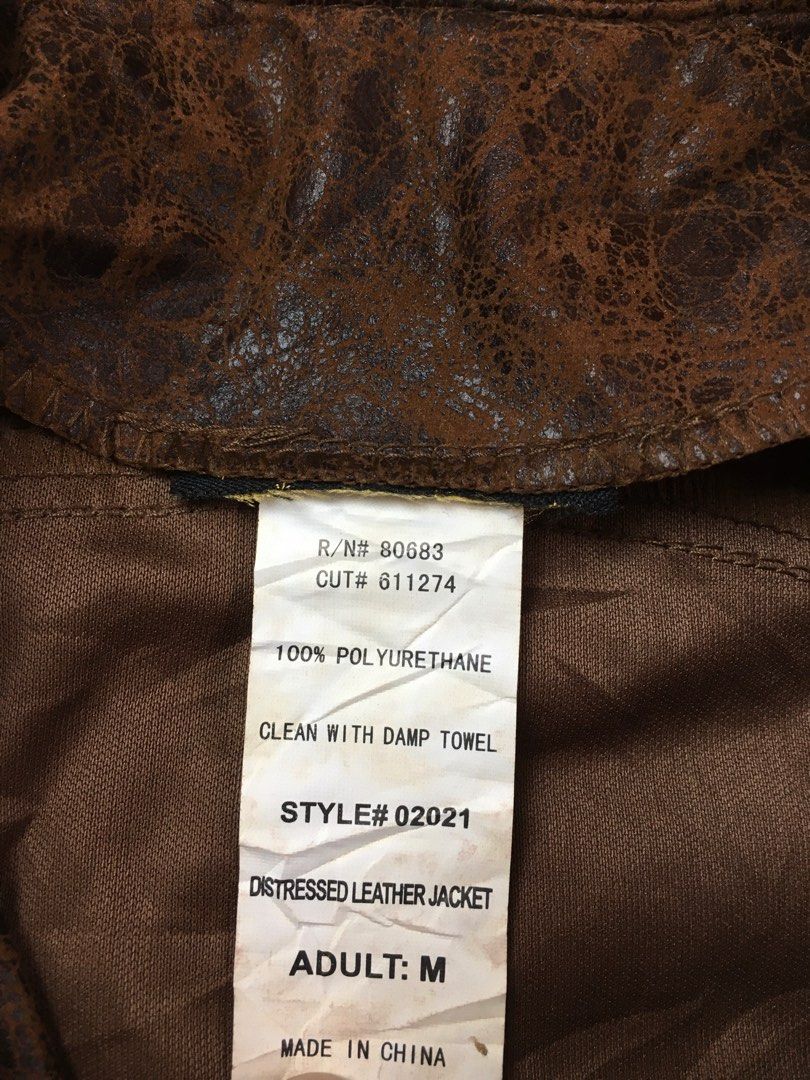 Vintage WWII Style Bomber Pilot Jacket Distressed Leather (Category: Coats, Jackets and Outerwear) located in Manila. Submitted by findph09 (Listing ID 1370971643, Image 3). Description: Vintage WWII Style Bomber Pilot Jacket Distressed Leather •Tagged M •Shoulder 18.5 •pit to pit 21.2 •Sleeve 25.5 •Length 24.3 •Like new construction .