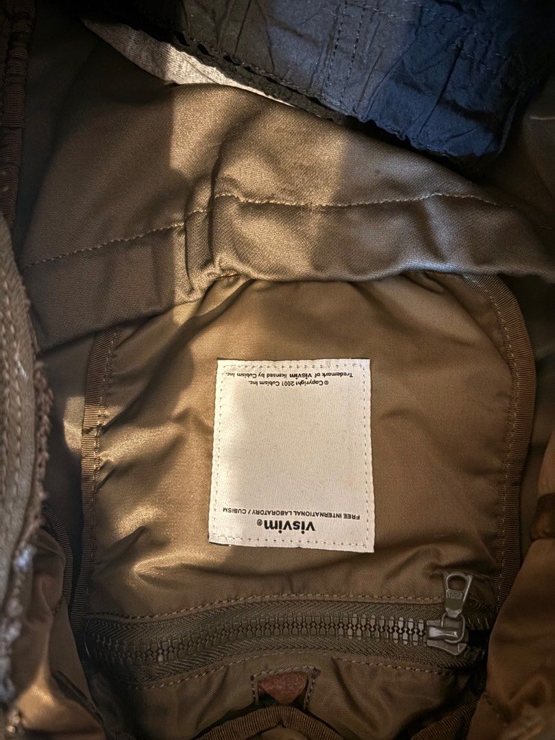 Visvim （分類：背包）位於 Hong Kong。 由 Dannybobo 提交（商品編號 1370944249，圖片 9）。簡介： 新舊如下介意勿拍。