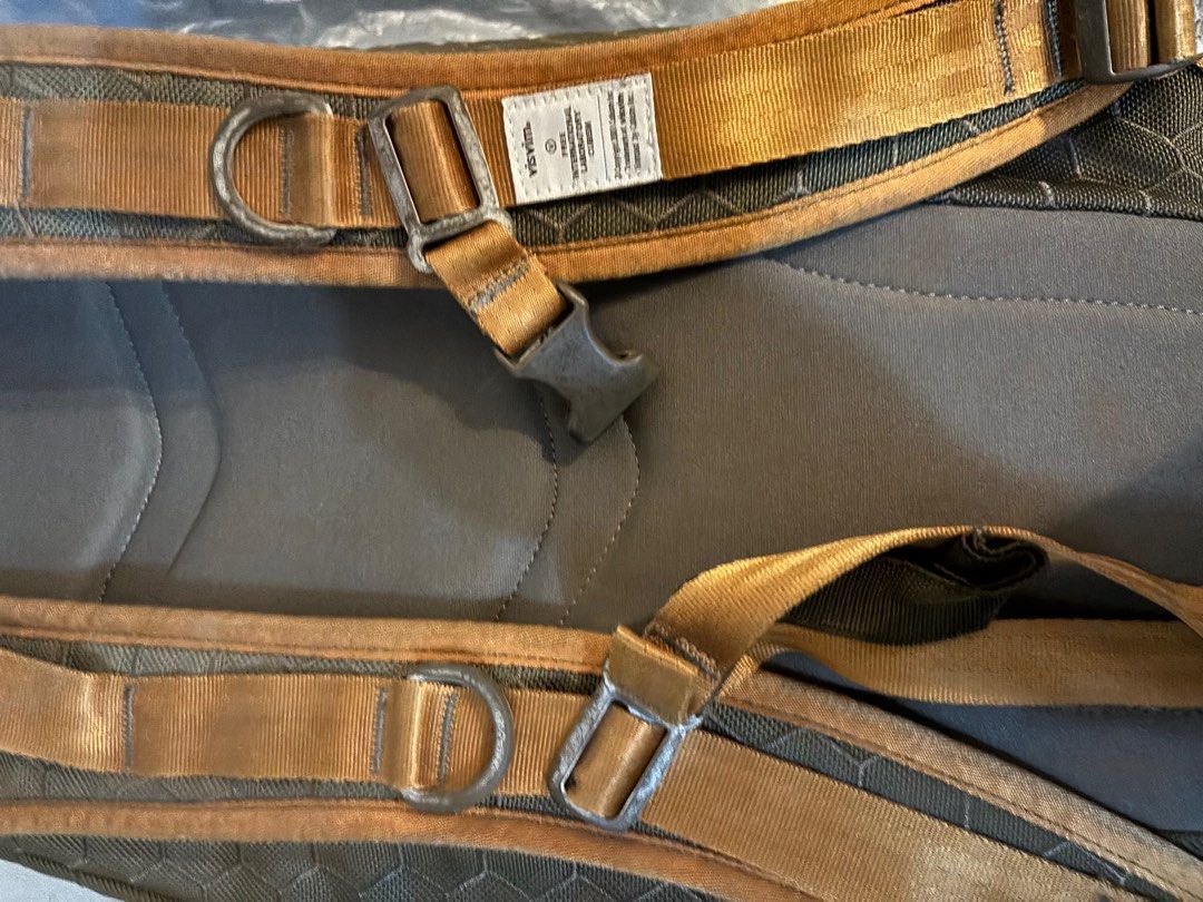 Visvim （分類：背包）位於 Hong Kong。 由 Dannybobo 提交（商品編號 1370944249，圖片 6）。簡介： 新舊如下介意勿拍。