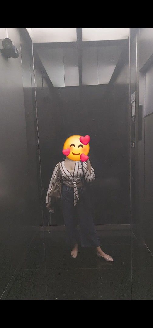 z.ara Denim Jeans (Category: Jeans) located in Makati City. Submitted by kathsclosetdeclutter (Listing ID 1370957144, Image 3). Description: bought from 🍊. around 550 ata. color is nice. no flaws. I had the hem adjusted to my 5'2 height. waist is 14" laid flat will fit 26 to 28 (no stretch).