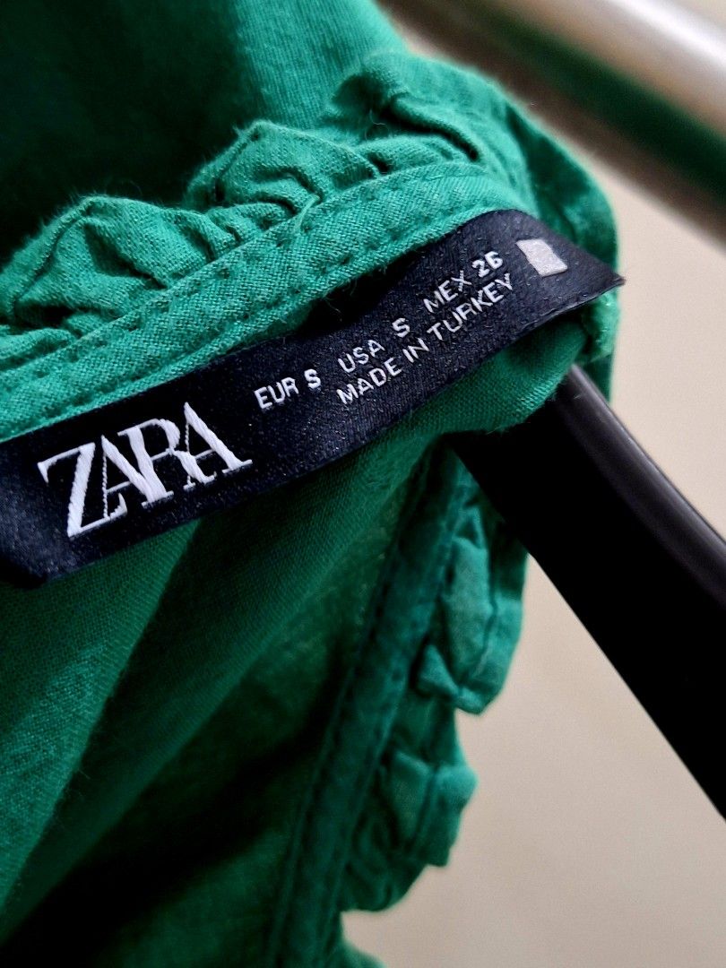 ZARA Peplum Blouse (Category: Blouses) located in Makati City. Submitted by worn2work_treasures (Listing ID 1370854907, Image 3). Description: .