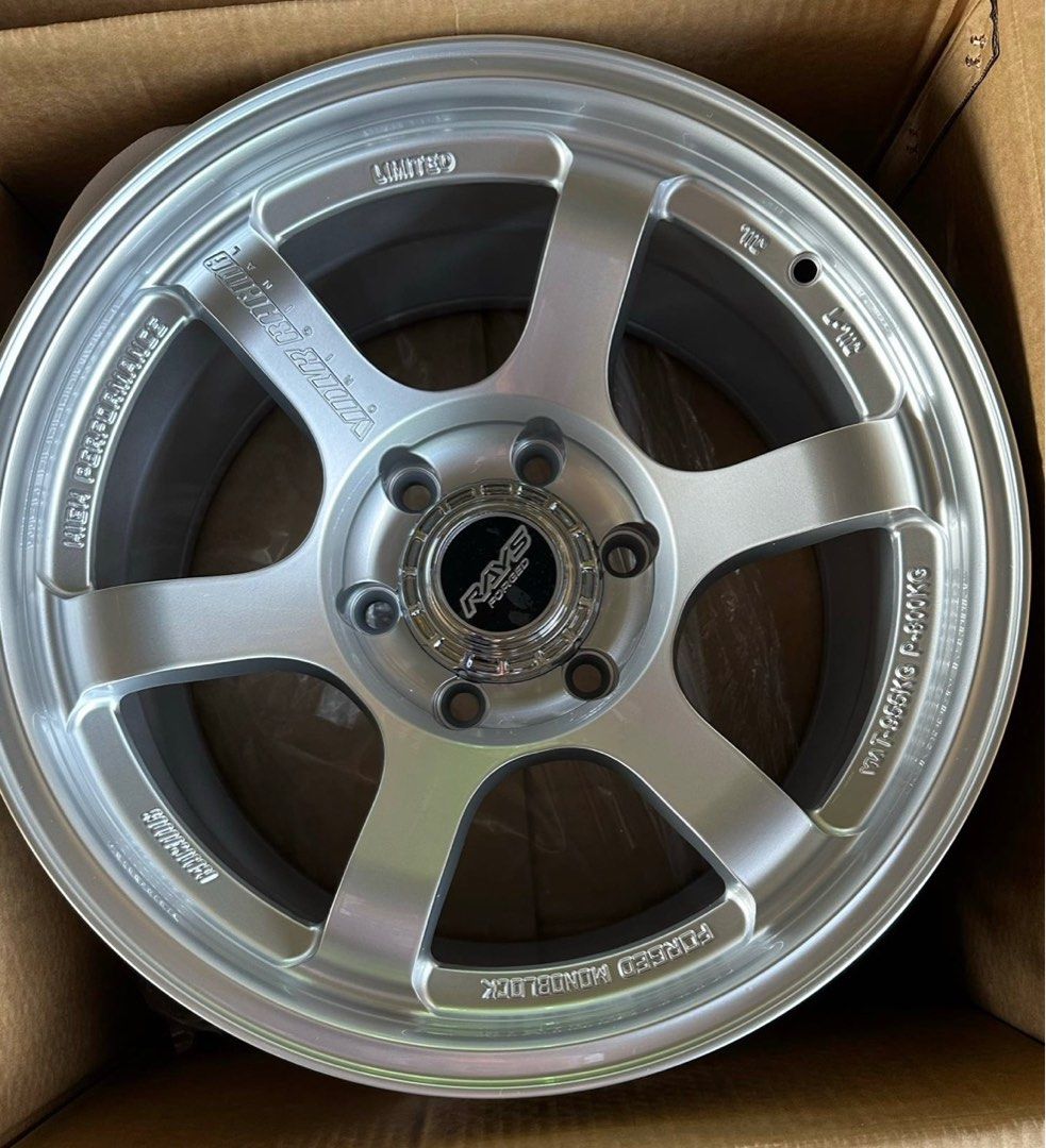 18” TE37 Rays Silver design code STW685 mags 6Holes pcd 139 Brandnew (Category: Mags and Tires) located in Quezon City. Submitted by mindanaotyrehaus (Listing ID 1370936184, Image 3). Description: 4pcs 18” TE37 Rays Design code STW685 Silver mags Brandnew 6 Holes pcd 139 x9 width /offset 0 sold as set 4Pcs for 30,000 pesos mags only *price may change without prior notice *txt or call us to check availability * fix price * Cash transaction/ GCash/