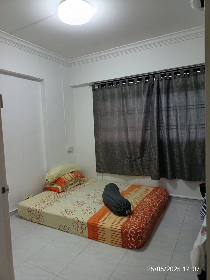 1 Pine Close62853065259010112