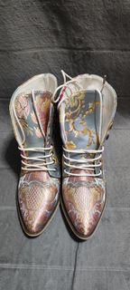 2025秋冬新款刺绣花朵短靴女粗跟马丁靴女靴子boots Embroidered629776544056331115