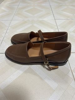 啡色皮鞋（24.5）64240105724929110