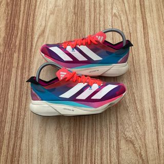 (Kategori: ) berada di . Dikirim oleh tarasneakers_id (ID iklan 1371080336, Gambar 1). Deskripsi: .