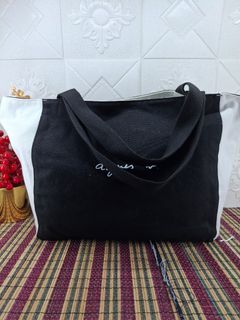 (Kategori: ) berada di . Dikirim oleh miamarda (ID iklan 1371145495, Gambar 1). Deskripsi: .
