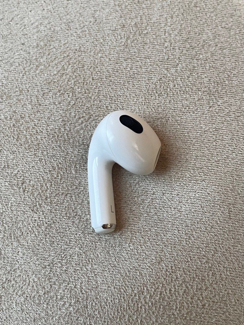 Apple Airpods 3 - Case and Left Ear Only (Category: Earphones) located in Cabuyao City. Submitted by luvksys (Listing ID 1371014589, Image 3). Description: 🫧𓇼𓏲 Apple Airpods 3 - Case and Left Ear only ₊˚⊹♡ 🎀 details: ༘⋆ Original Airpods!!! came with my laptop when bought directly in Apple website ༘⋆ Bought last October 2023, used until Dec 2023 only ༘⋆ Lost the right airpod in Hongkong 💭 specs: ༘⋆ body condition: 10/10 — like new! comes with