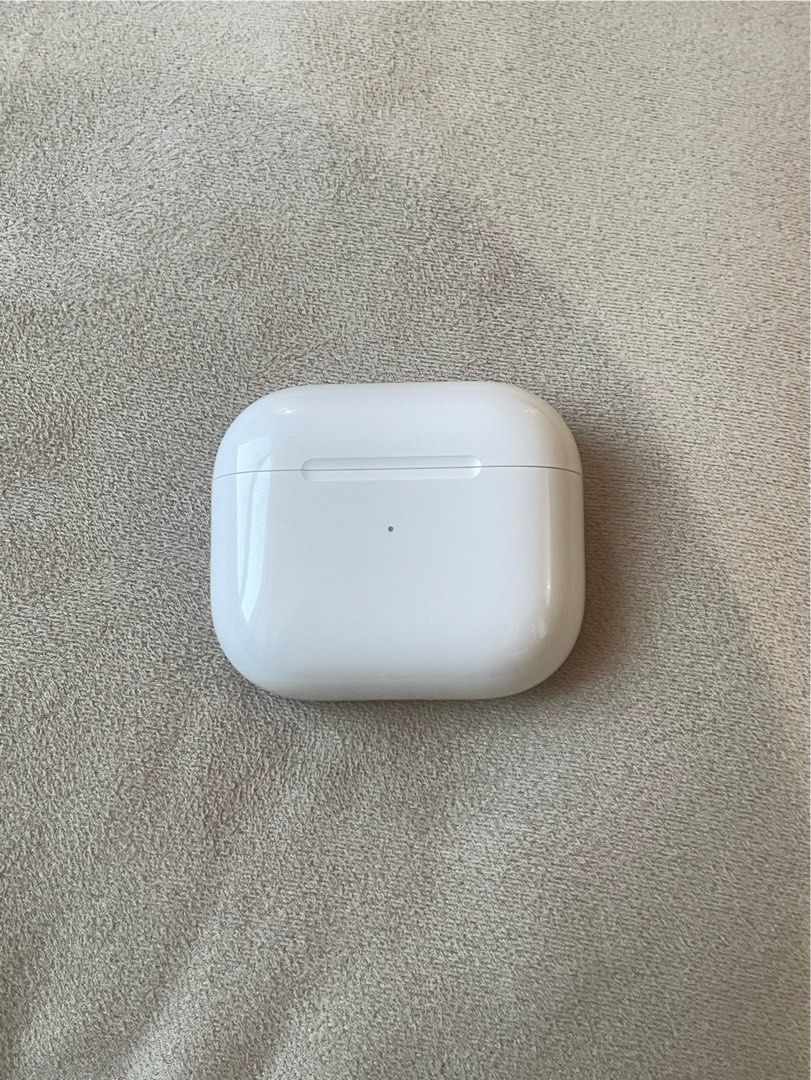 Apple Airpods 3 - Case and Left Ear Only (Category: Earphones) located in Cabuyao City. Submitted by luvksys (Listing ID 1371014589, Image 2). Description: 🫧𓇼𓏲 Apple Airpods 3 - Case and Left Ear only ₊˚⊹♡ 🎀 details: ༘⋆ Original Airpods!!! came with my laptop when bought directly in Apple website ༘⋆ Bought last October 2023, used until Dec 2023 only ༘⋆ Lost the right airpod in Hongkong 💭 specs: ༘⋆ body condition: 10/10 — like new! comes with
