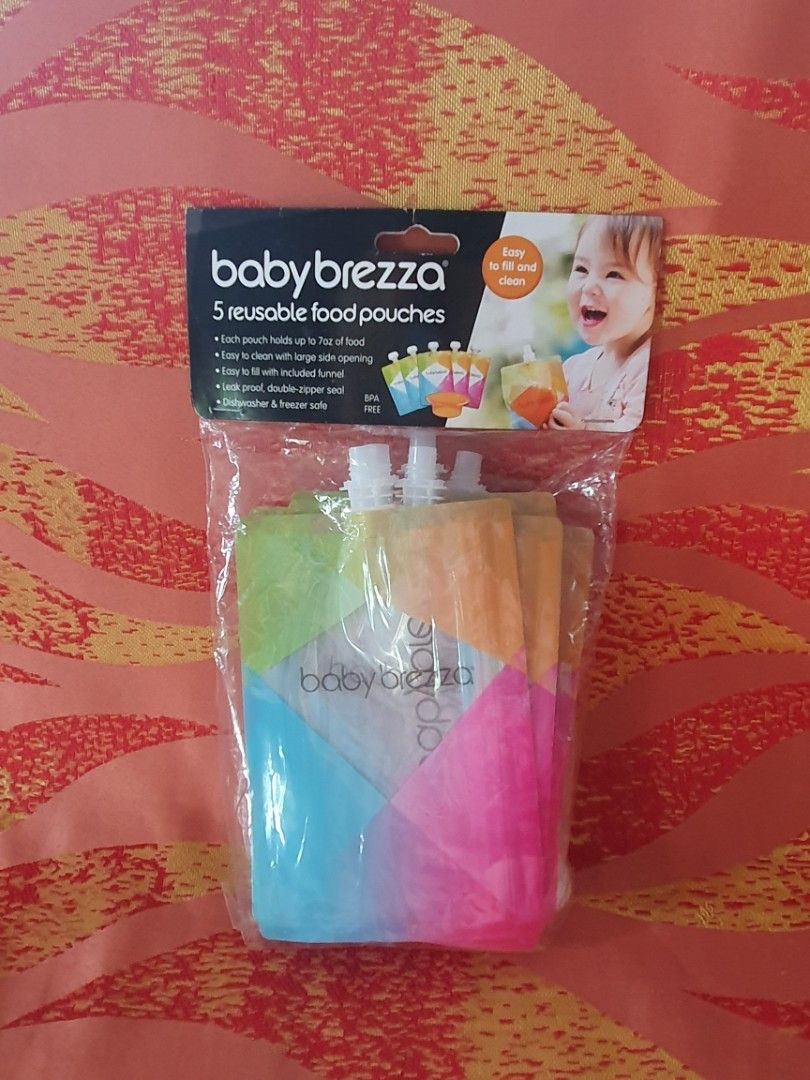 Baby brezza reusable food pouch (Category: Breastfeeding & Bottle Feeding) located in Tayasan. Submitted by _raceprettyconcept (Listing ID 1370994090, Image 1). Description: brandnew bought it sa shop33 for 500+ rfs: marami binili ko reusable with funnel.