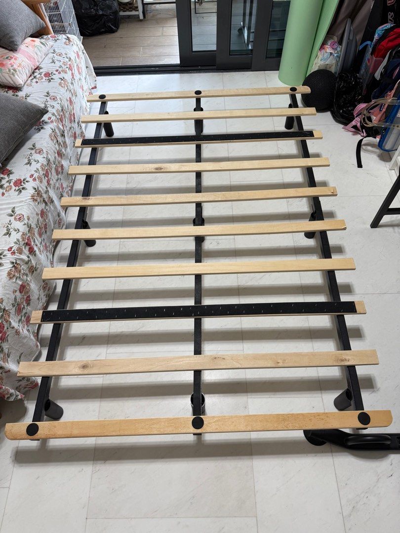 Bedframe
