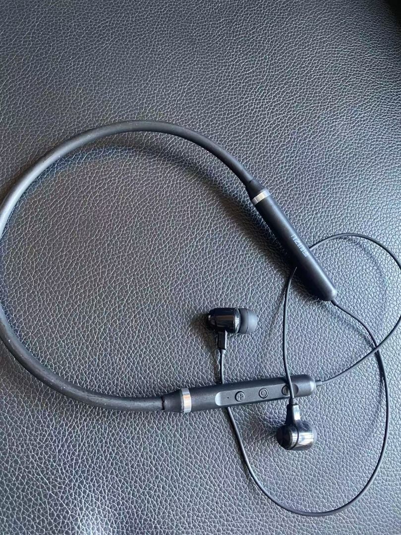 BNIB, Neckband BlueTooth 5.0 Headset, Waterproof, As Light Weight as 16g only (Category: Headphones & Headsets) located in Singapore. Submitted by godblessmylove (Listing ID 1371132649, Image 3). Description: Brand new in box, never be used. Soft rubber flexible Neckband, waterproof, super light weight as 16 grams only, good for sports and daily use. Got as a sample from business partner, still in gift-able condition. And selling as $10 only, eve