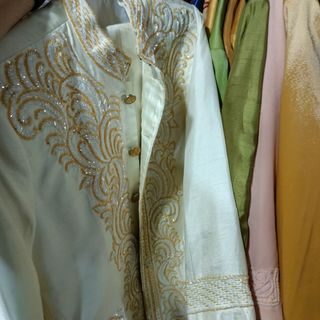 (Kategori: ) berada di . Dikirim oleh SenMessy (ID iklan 1371027052, Gambar 1). Deskripsi: .