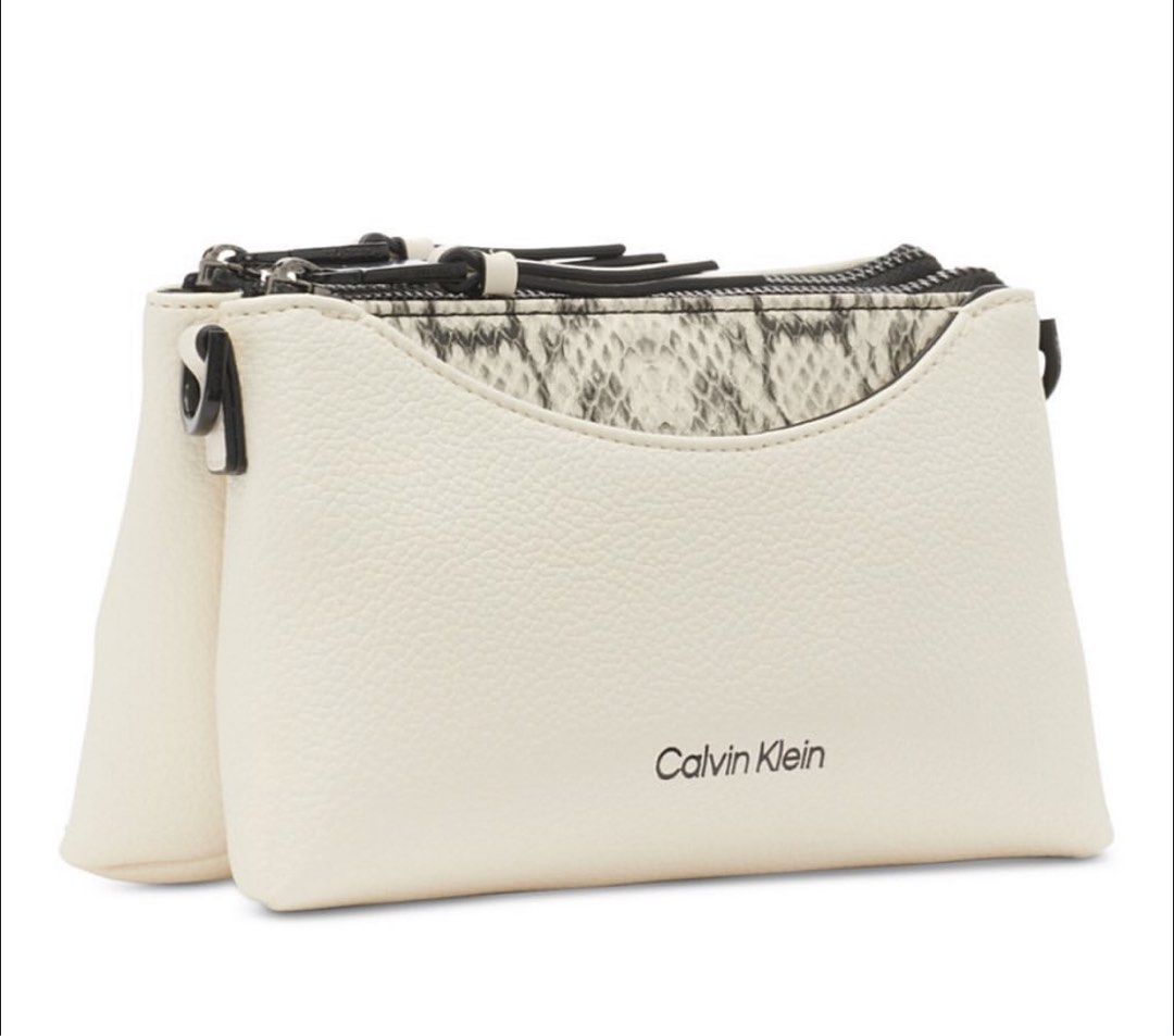 Calvein Klein bag (Category: Cross-body Bags) located in Agoo. Submitted by evtxzcs (Listing ID 1371097477, Image 2). Description: Never been used From Canada .