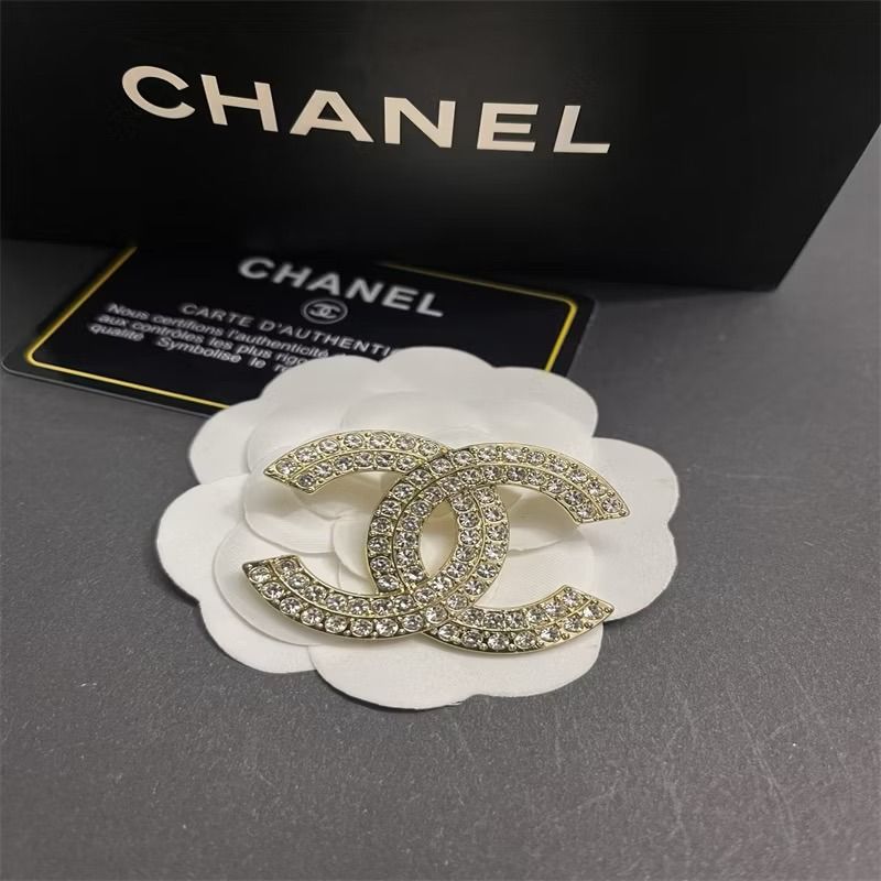 Channel brooche (preorder japan) (Category: Luxury Accessories) located in Angeles City. Submitted by gogo.sparkle (Listing ID 1054771454, Image 1). Description: Make all clothes elegant .