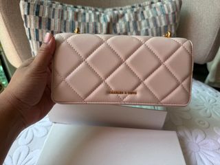 (Category: ) located in . Submitted by farah2177 (Listing ID 1371017646, Image 1). Description: .