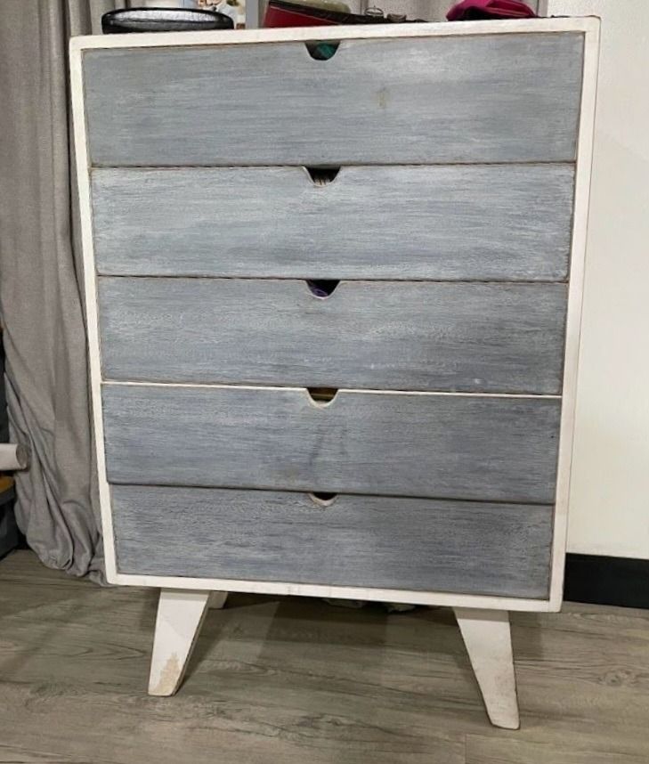 Chest of Drawers (Category: Shelves, Cabinets & Racks) located in Makati City. Submitted by k.1248 (Listing ID 1371027057, Image 1). Description: SIZE: L x w x h in inches 24 x 16 x 36 COLOR: White and Grayish Blue MOVING OUT SALE.