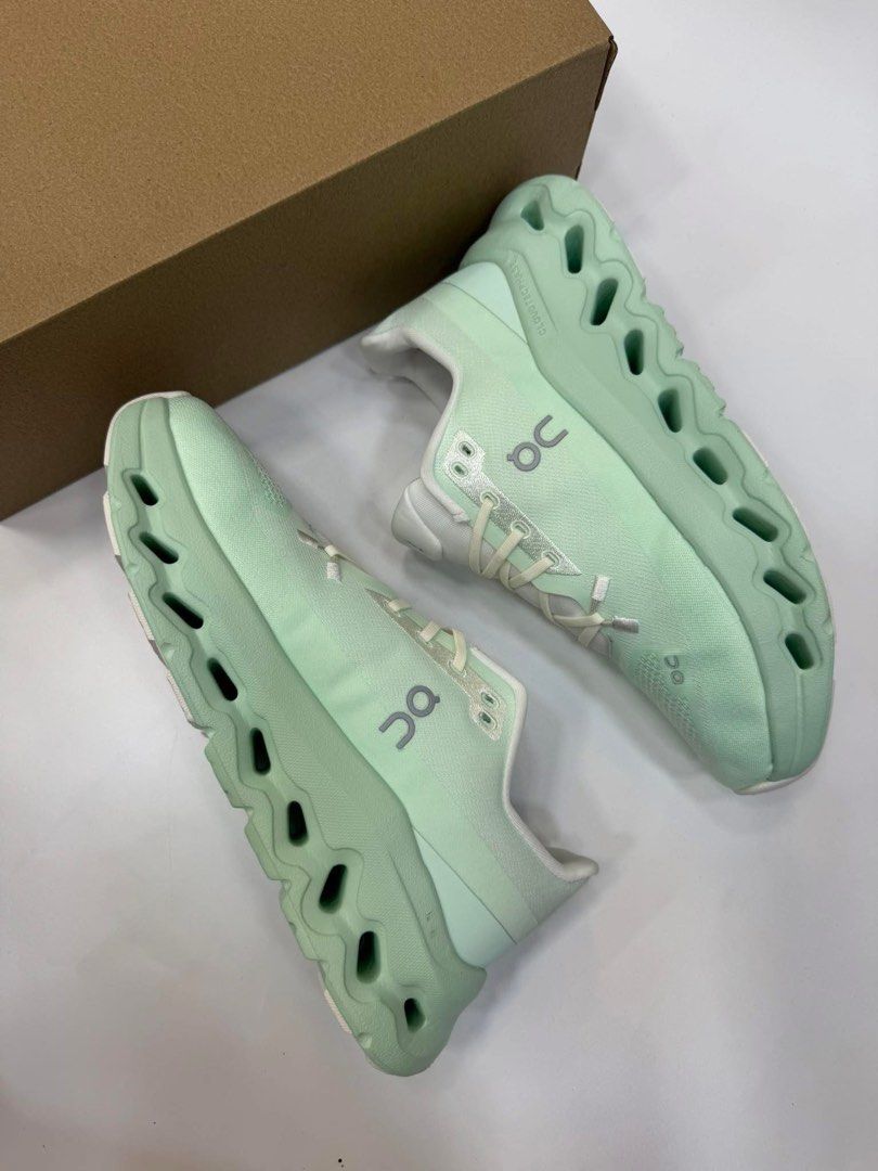 Cloudtec (Category: Sneakers) located in Paranaque City. Submitted by baniamenrhyan (Listing ID 1371136553, Image 3). Description: .