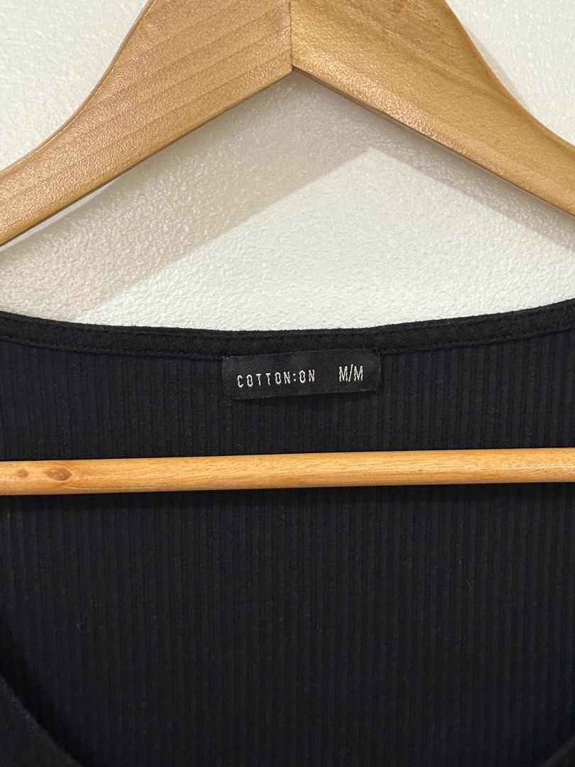 Cotton On Bodycon Dress (Category: Dresses) located in Makati City. Submitted by aamii29 (Listing ID 1371121103, Image 2). Description: Best fits S-Semi-L Condition: 8/10.