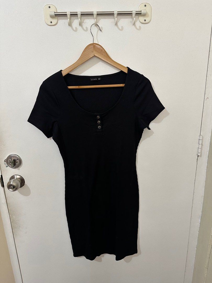 Cotton On Bodycon Dress (Category: Dresses) located in Makati City. Submitted by aamii29 (Listing ID 1371121103, Image 1). Description: Best fits S-Semi-L Condition: 8/10.