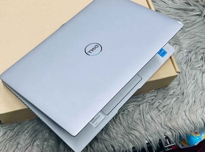 Dell Latitude i7-11Th Generation Like New Laptop, RAM 16/512GB No any issues Excellent Condition High Configuration Laptop with warranty (Category: Laptops & Notebooks) located in Singapore. Submitted by it_naaz (Listing ID 1370983780, Image 1). Description: ✅✅ Specification: Windows 11 Pro , MS office 2021, Power point, Excel, Antivirus and All necessary software are installed. Model: Dell 13.3" Latitude 5320 ✅ Intel Core I7 ✅11th Generation ✅TO