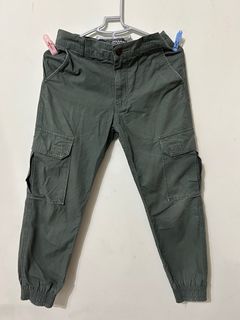 由 mtb97681 (刊登 ID 1371032129，圖片 1) 提交，位於 的 (類別：)，說明：。