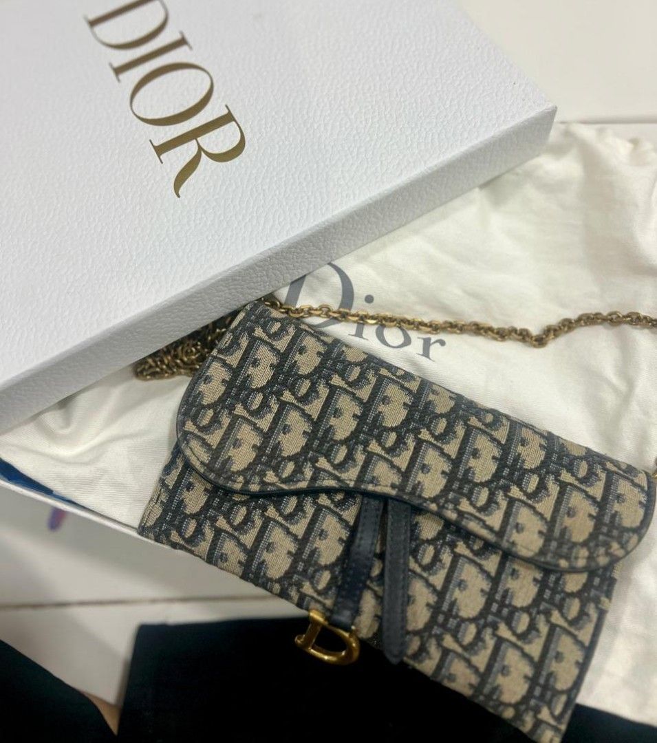 Dior Saddle WOC oblique navy 2022 with box, and db Price Rp 16750 jt