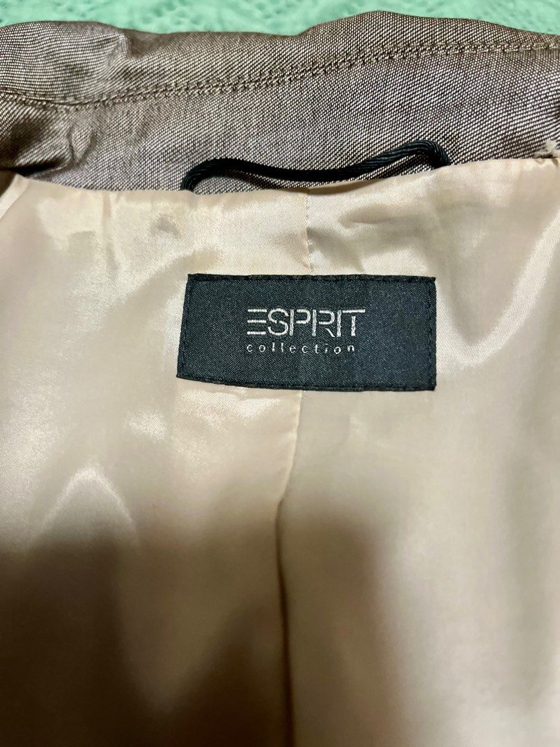 Esprit Suit (Blazer and Trousers) (Category: Sets or Coordinates) located in Manila. Submitted by lev92139 (Listing ID 1371067782, Image 3). Description: Authentic Esprit suit bought in Australia. Size 8 US / 12 UK / 38 D / I 42 Bought for AUS $ 150 (over Pesos 5,000) Blazer has lining and rarely used. Trousers used less than 5x. RFS: gained weight and does not fit anymore.