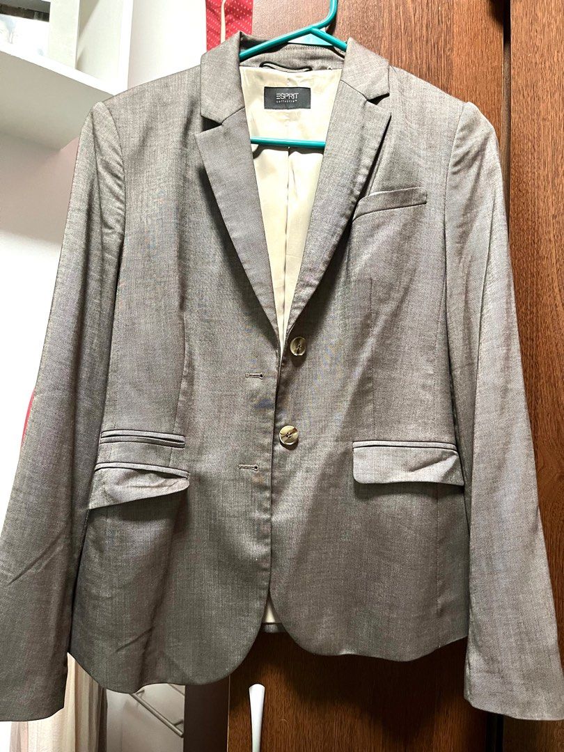 Esprit Suit (Blazer and Trousers) (Category: Sets or Coordinates) located in Manila. Submitted by lev92139 (Listing ID 1371067782, Image 1). Description: Authentic Esprit suit bought in Australia. Size 8 US / 12 UK / 38 D / I 42 Bought for AUS $ 150 (over Pesos 5,000) Blazer has lining and rarely used. Trousers used less than 5x. RFS: gained weight and does not fit anymore.