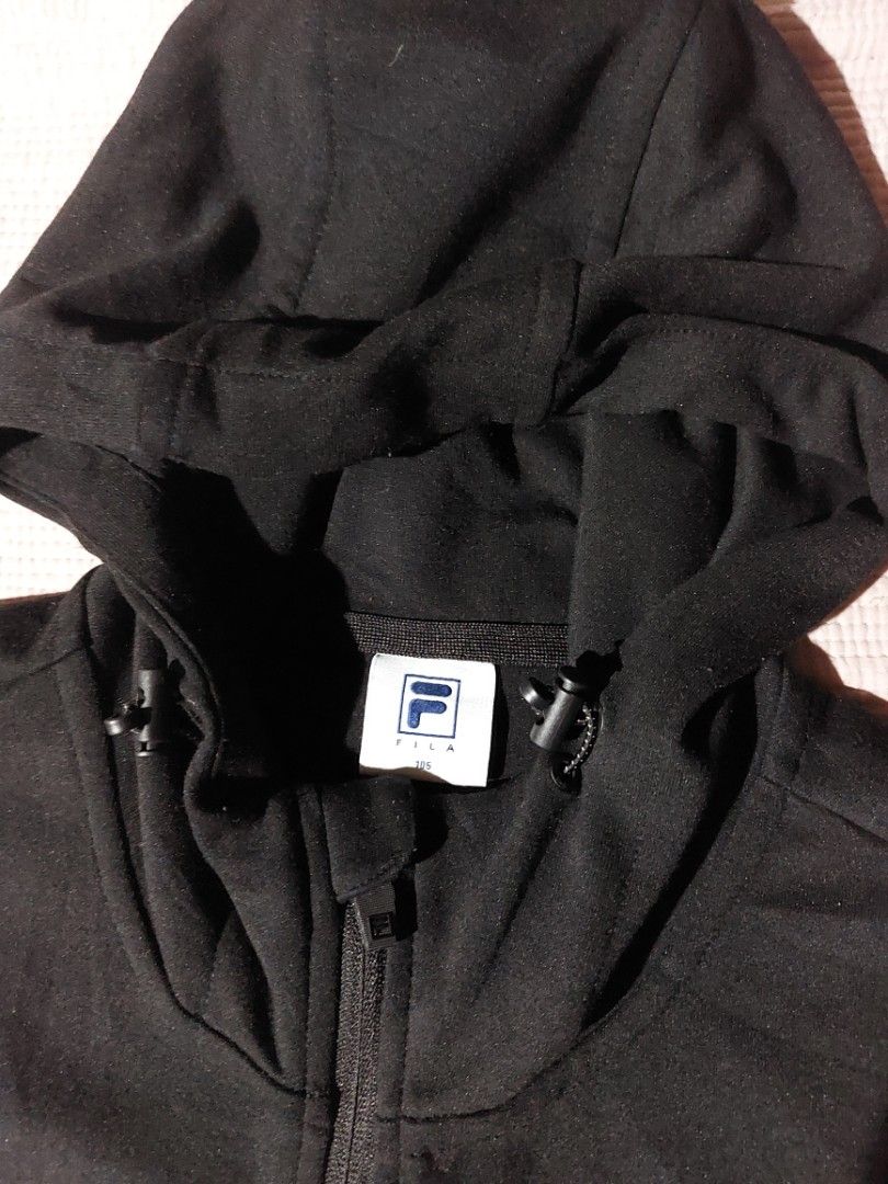 Fila Hoodie (Category: Coats, Jackets and Outerwear) located in Polomolok. Submitted by JoshFinds (Listing ID 1371078468, Image 3). Description: FILA Zip up Hoodie Jacket (Black) 600+SF Excellent Condition! Dimes: L=26.5in W=22.5in MOP:Paymaya MOD:J&T/LBC.