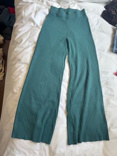(Category: ) located in . Submitted by kewlclothes (Listing ID 1371028395, Image 1). Description: .