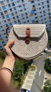 (Category: ) located in . Submitted by my_wardrobexxx (Listing ID 1371003211, Image 1). Description: .