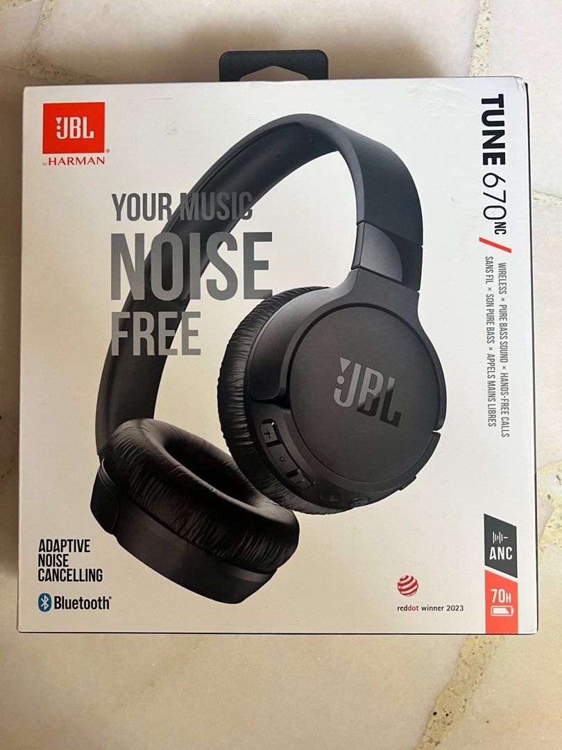 Headset - JBL Tune 670 (Category: Headphones & Headsets) located in Singapore. Submitted by amethystcrystal (Listing ID 1370994514, Image 1). Description: Only one set available. Your music noise free💕.