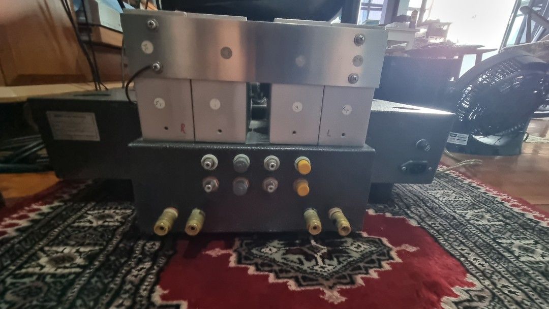 Integrated Amplifier Hybrid469388180775905284
