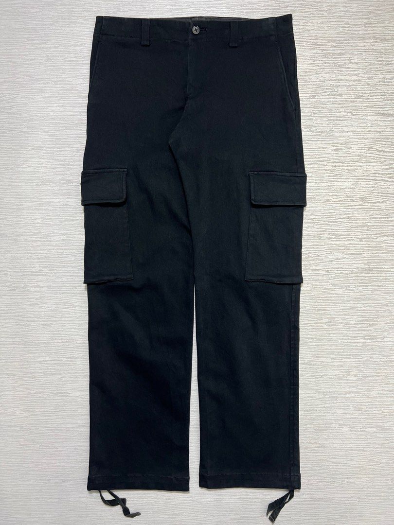 Issey Miyake White Label - Stretchable Cargo Pants (Category: Luxury Apparel) located in Manila. Submitted by greatergoodph (Listing ID 1371020112, Image 1). Description: Want to Sell: Issey Miyake White Label - Stretchable Cargo Pants Tagged Size: 2, fits 28 Gently Used Good Condition *Sign of Use(Very minor fading. Washable dirts. Lints.) Measurements in Inches(Laid Flat): Waist: 14” Front Rise: 9” Hip: 15.5” Thigh: 10” Length: 34.5” Knee: 7.5”
