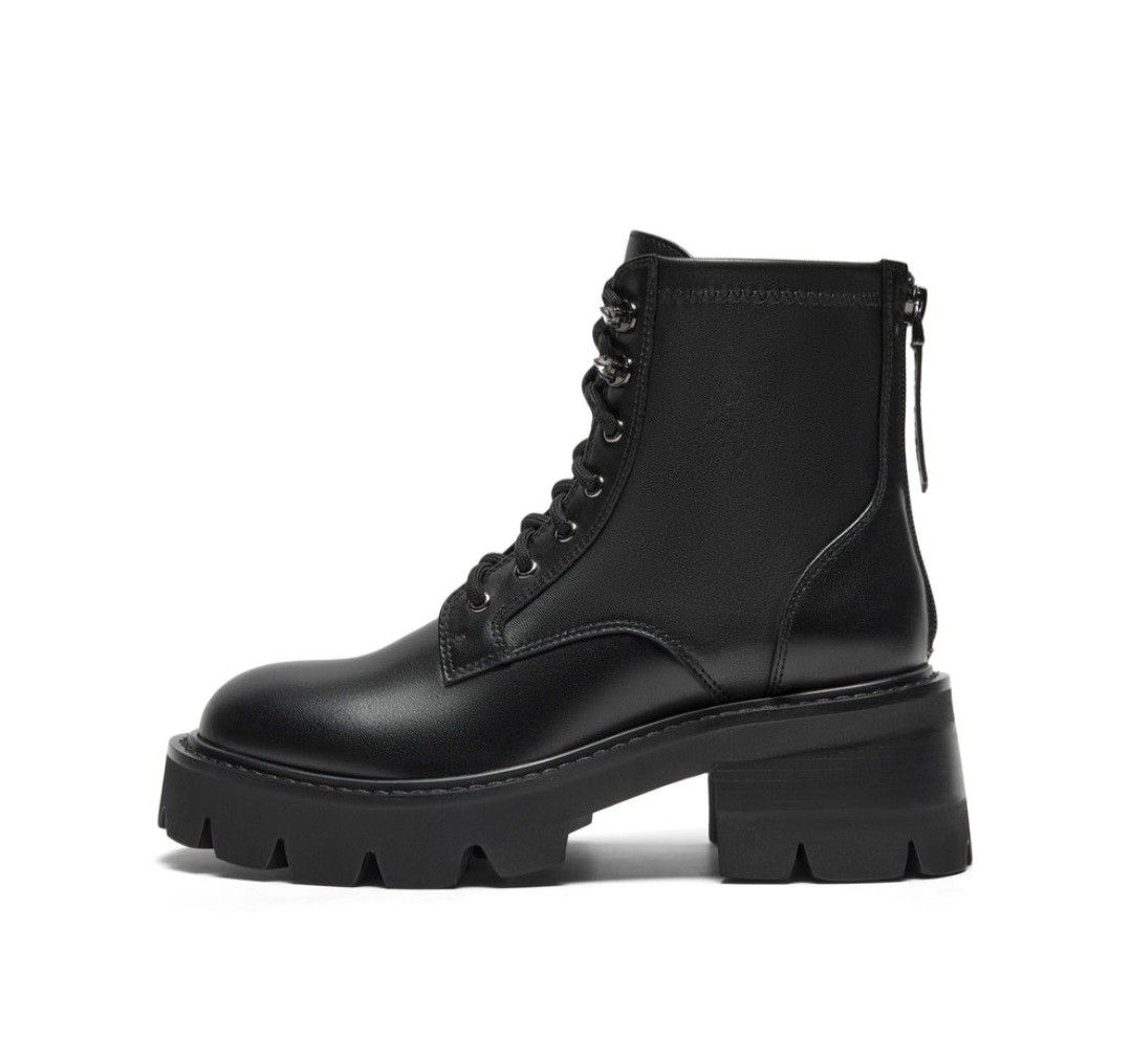 Joy & Peace HK Combat Boots (Category: Boots) located in Makati City. Submitted by corglee (Listing ID 1371162496, Image 3). Description: Brand New Combat Boots Joy & Peace HK Purchased in HK Black Size 235 = 7.5 P1,500 IG: LuxeManilaHub loc: Ayala Alabang.