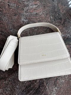 （分類：）位於 。 由 vanvanchan 提交（商品編號 1371038624，圖片 1）。簡介： 。