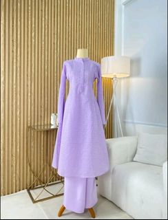 (Category: ) located in . Submitted by zaf_shop09 (Listing ID 1371119772, Image 1). Description: .