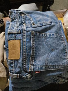 (Category: ) located in . Submitted by afteruse (Listing ID 1371156028, Image 1). Description: .