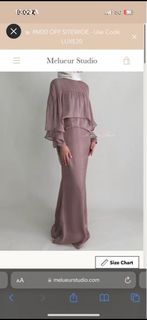 (Category: ) located in . Submitted by petite_wardrobe_ (Listing ID 1370989925, Image 1). Description: .