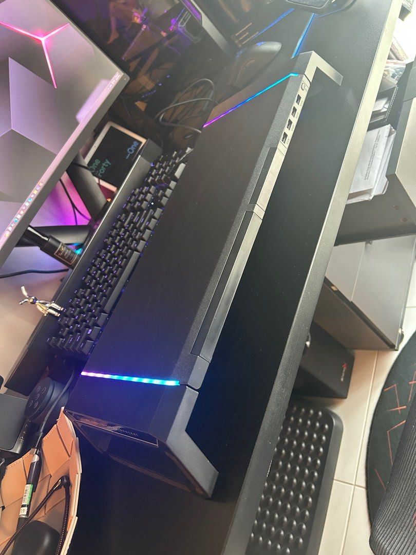 Monitor riser (Category: Everything Else) located in Singapore. Submitted by ssduncan (Listing ID 1371027610, Image 3). Description: Changed new monitor. No longer need this. Items like brand new condition. bought at $80 now letting go $30. Come with 1 USB to USB cable. .