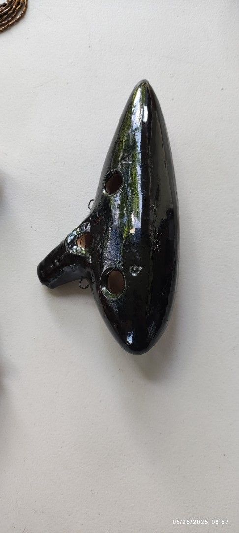 Ocarina key of A (Category: Musical Instruments) located in Tagum. Submitted by cs1907 (Listing ID 1370982527, Image 2). Description: -21cm length -11cm width.