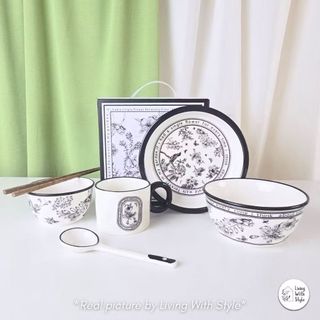 (Kategori: ) berada di . Dikirim oleh somegoodthings (ID iklan 1371039558, Gambar 1). Deskripsi: .