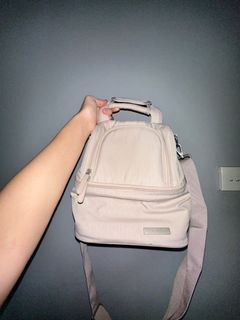 (Kategori: ) berada di . Dikirim oleh owlbee (ID iklan 1371072570, Gambar 1). Deskripsi: .