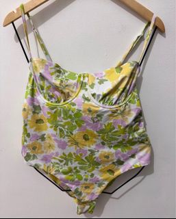 (Category: ) located in . Submitted by apolstore (Listing ID 1371052785, Image 1). Description: .