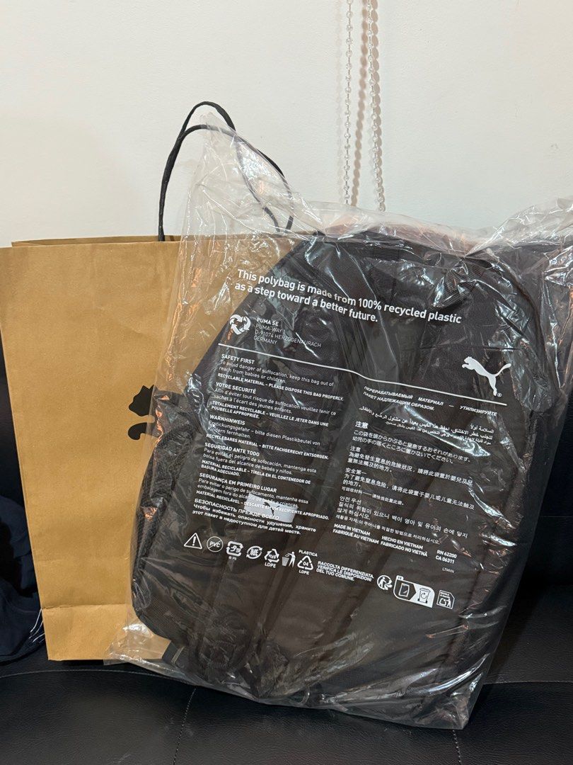 Puma Black Backpack (Category: Backpacks) located in Rodriguez. Submitted by eyakeya (Listing ID 1371004753, Image 3). Description: Never been opened. Brand new with tag. Sealed. RFS: Mali ng nabili na color.