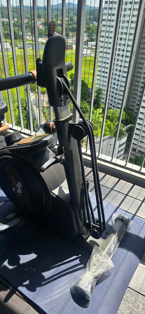 Rowing machine (Category: Cardio & Fitness Machines) located in Singapore. Submitted by royalfire_ca322d (Listing ID 1371094817, Image 3). Description: FOR SALE: OZ Cyclone CN-1000 Total Body Workout Machine – $200 (Bought at $590) Model: OZ Cyclone CN-1000 Condition: Good – lightly used, so it’s still in solid shape. Performance: Fully functional, with smooth operation and a comfortable padded seat. Cosmetic Note: Minor rust on some metal parts 