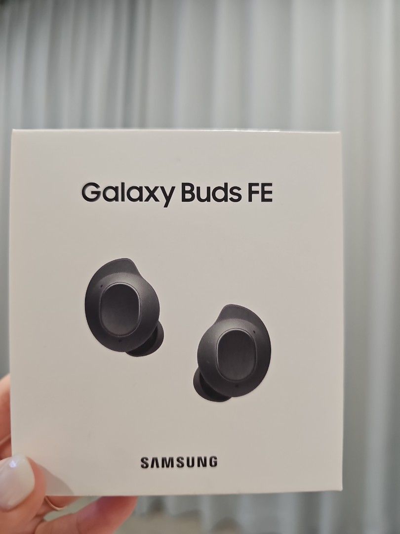 Samsung Galaxy Buds FE Graphite (Category: Earphones) located in Singapore. Submitted by saaaaaaally (Listing ID 1371148927, Image 2). Description: Sealed Package.